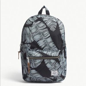 Herschel leaves backpack